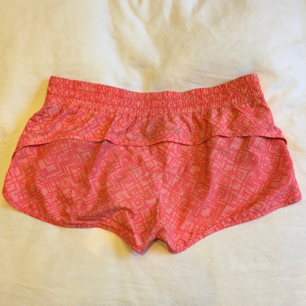 Lorna Jane Women's Pink Patterned Shorts